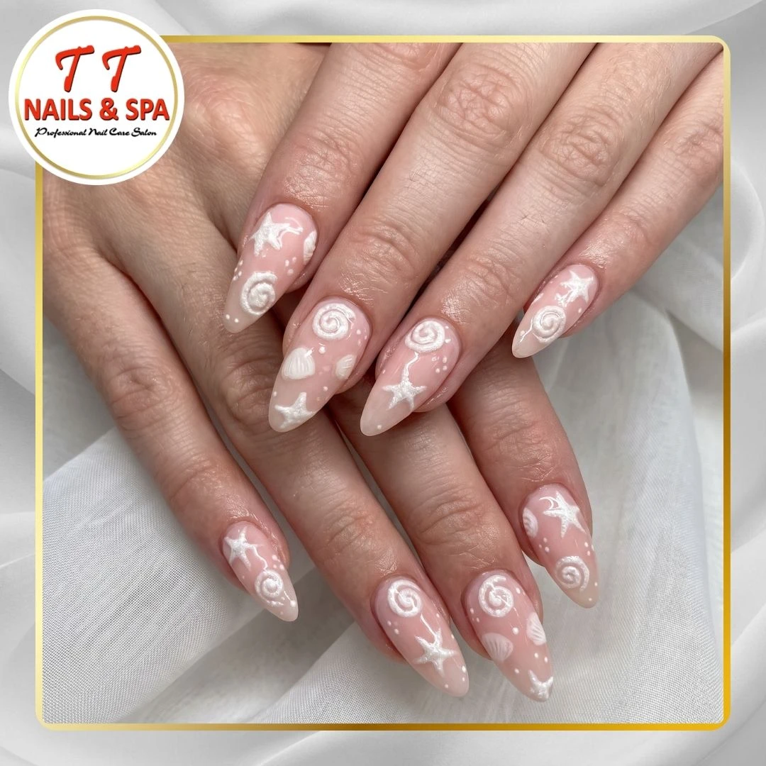 Trending Nail Art Designs_August 2026